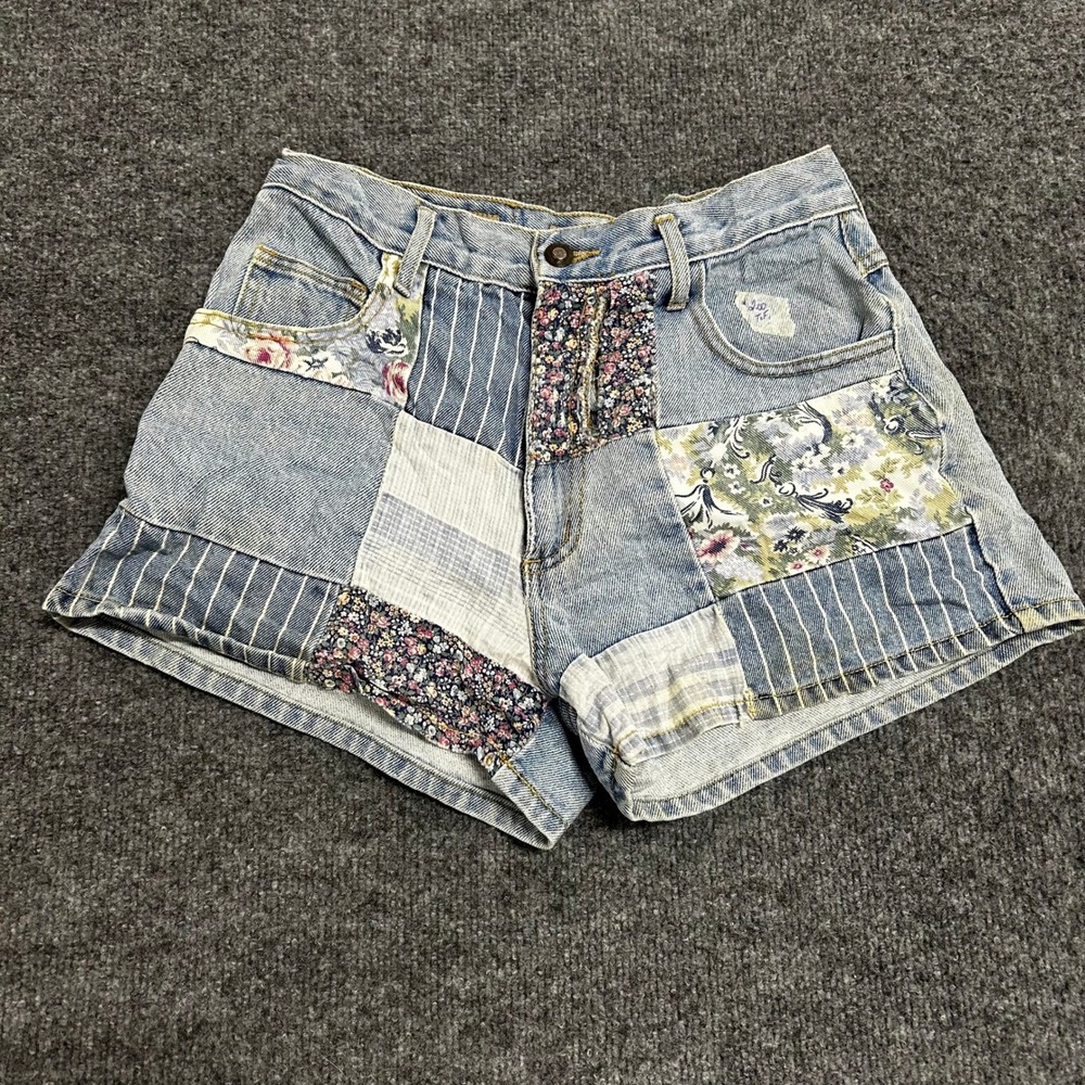 Express EXP Jeans Shorts Womens Size 5/6 Blue Patchwork Floral Cotton USA Made